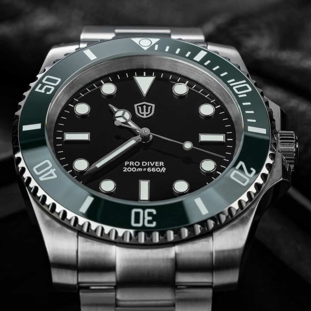 40mm Sapphire Crystal 200m Waterproof Quartz Diver Watch X404