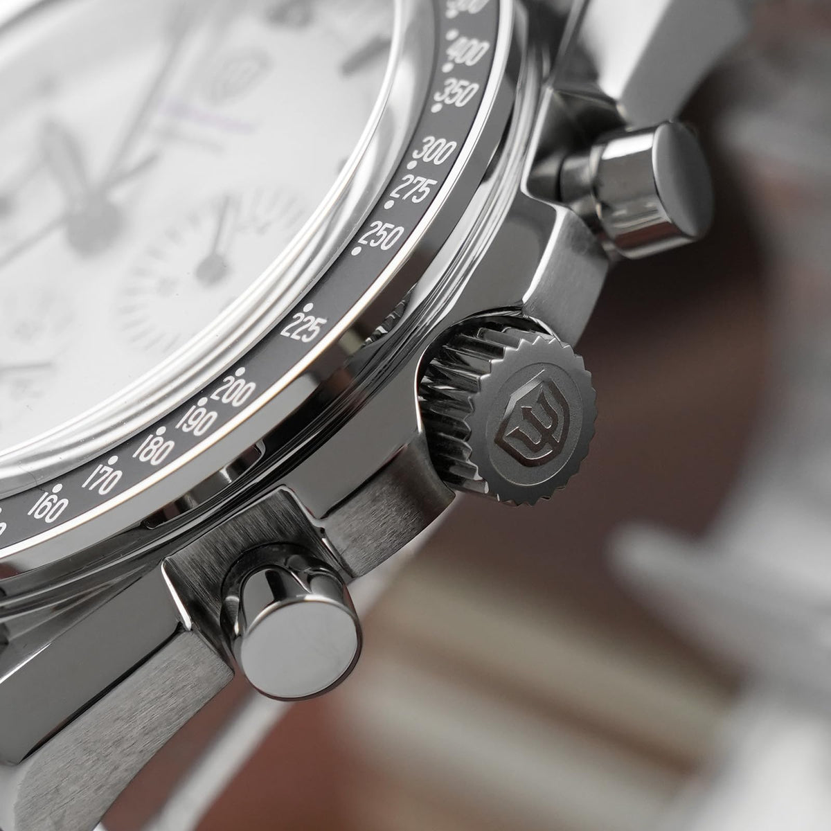 40mm Chronograph Watch R5634