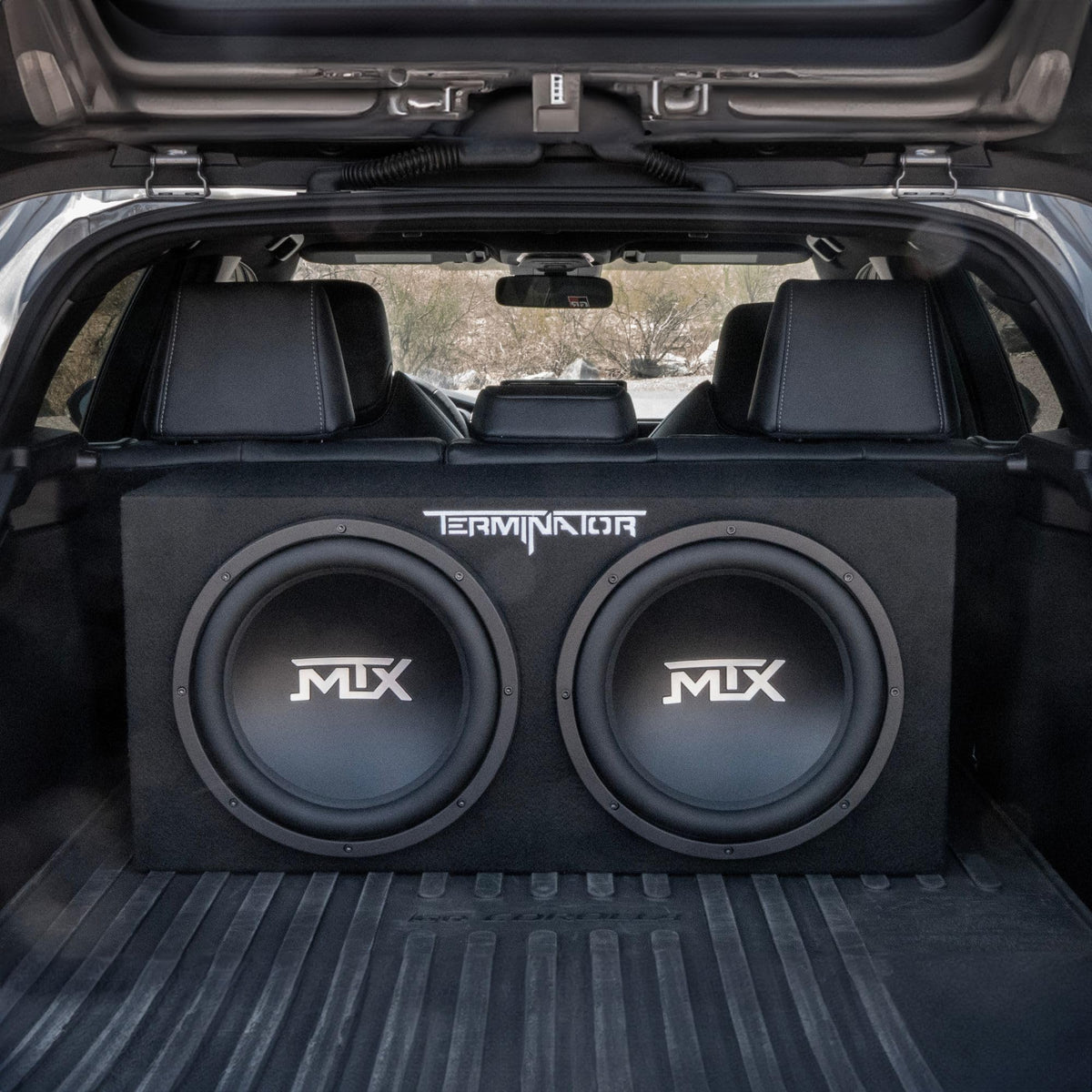 Dual 12" Subwoofers Loaded Enclosure Q9894